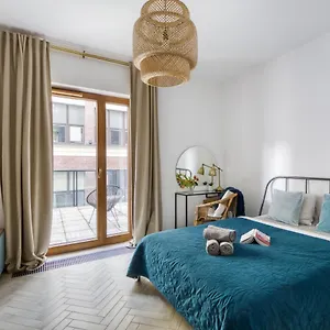 Centrum Pawia Deluxe Апартаменты