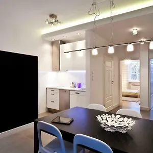 Apartament Piwnaeu, Warszawa